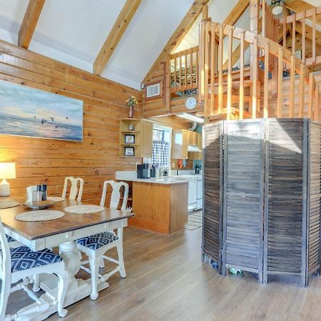 Okeechobee Cabin With Patio And Community Pool! Eksteriør bilde