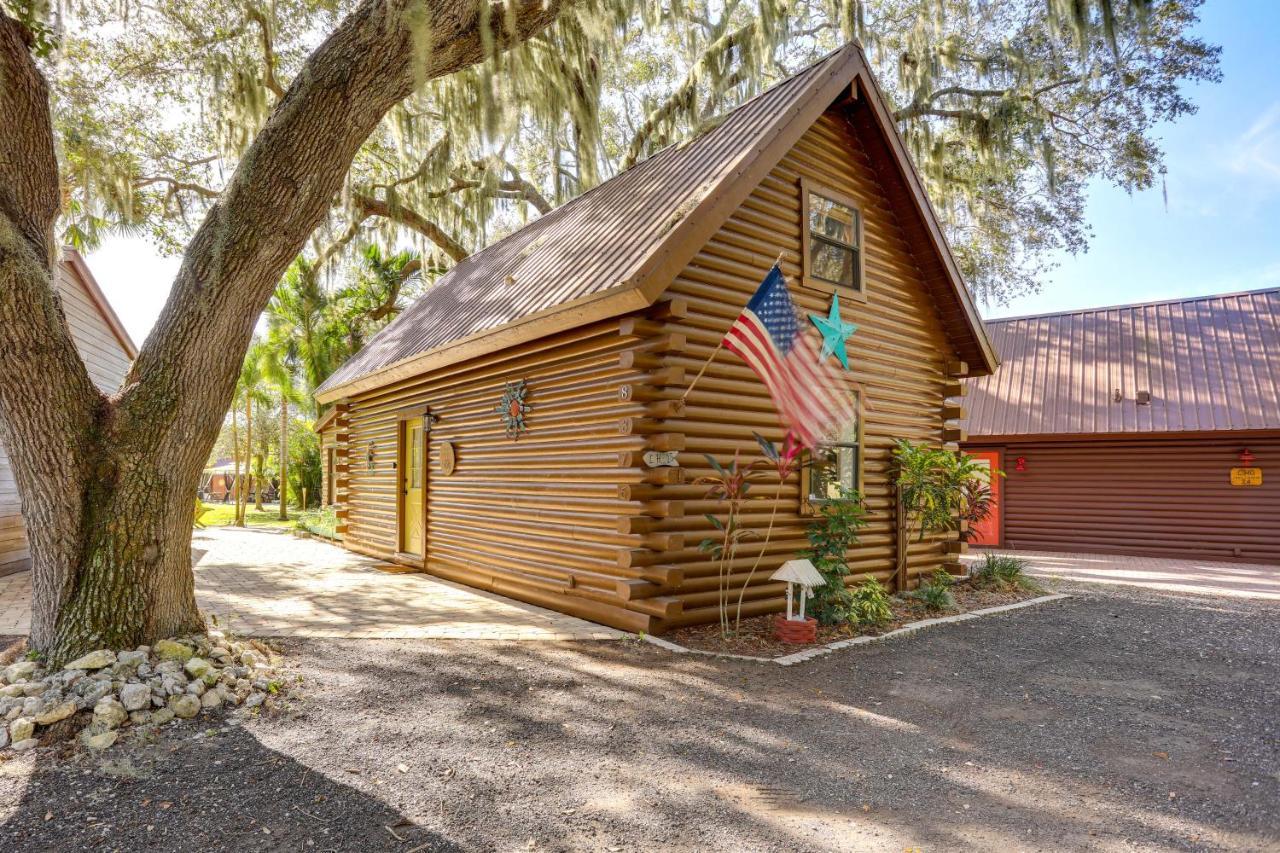 Okeechobee Cabin With Patio And Community Pool! Eksteriør bilde